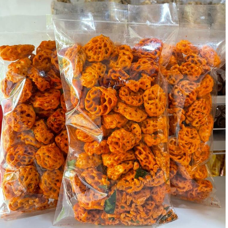 

KERUPUK MAWAR SEBRING PEDAS DAUN JERUK