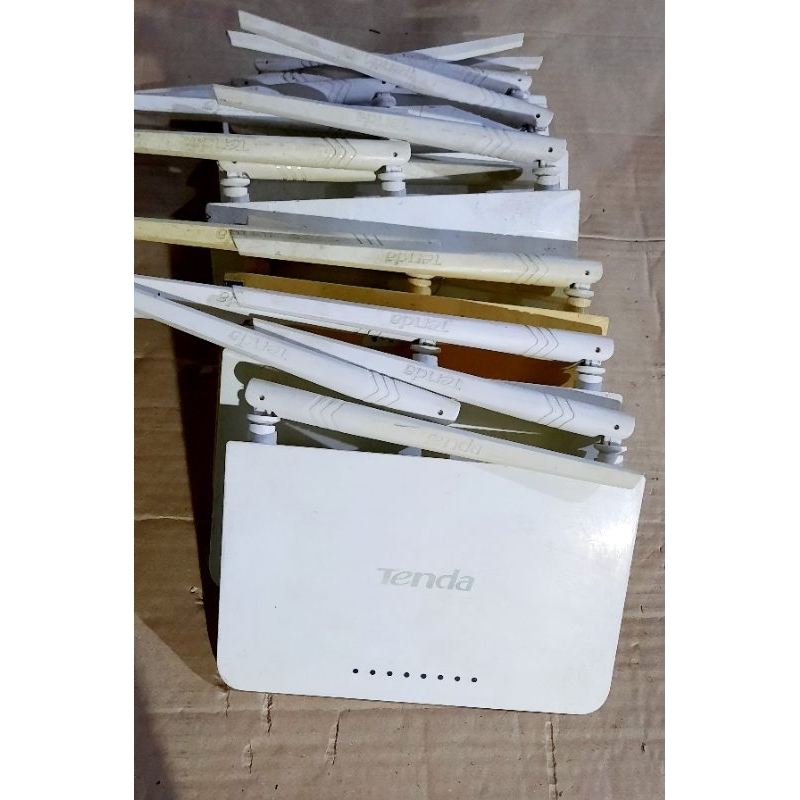 modem router tenda f3. F6 minus