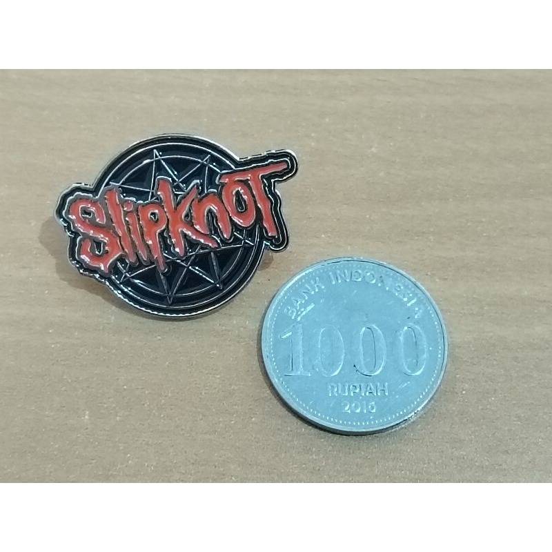 PIN ENAMEL . ROCK BAND . SLIPKNOT