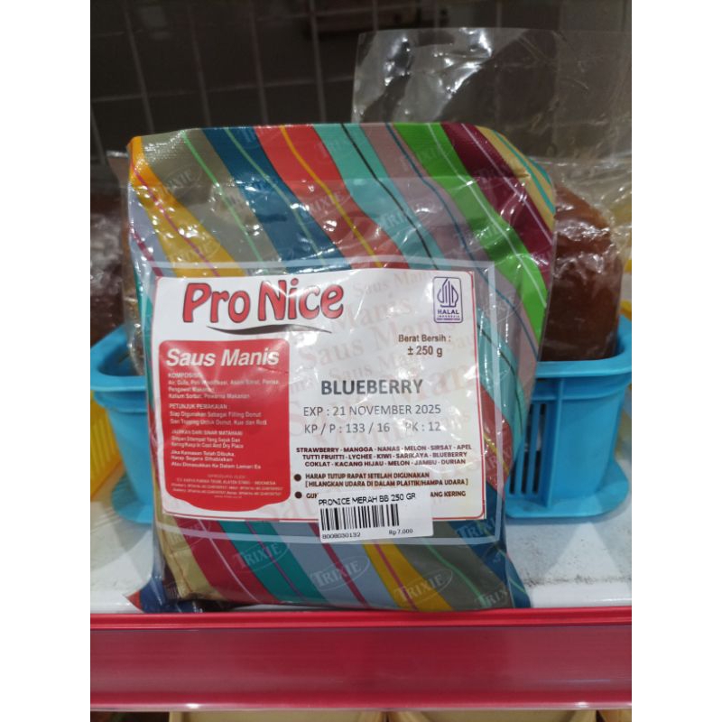 

Pronice Red Selai Jelly Blueberry 250 Gram