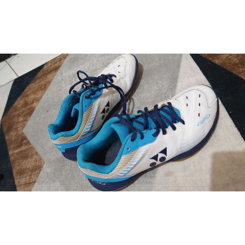 Sepatu Yonex SHB 65 Z3 Men Ocean Blue size 40 - Second