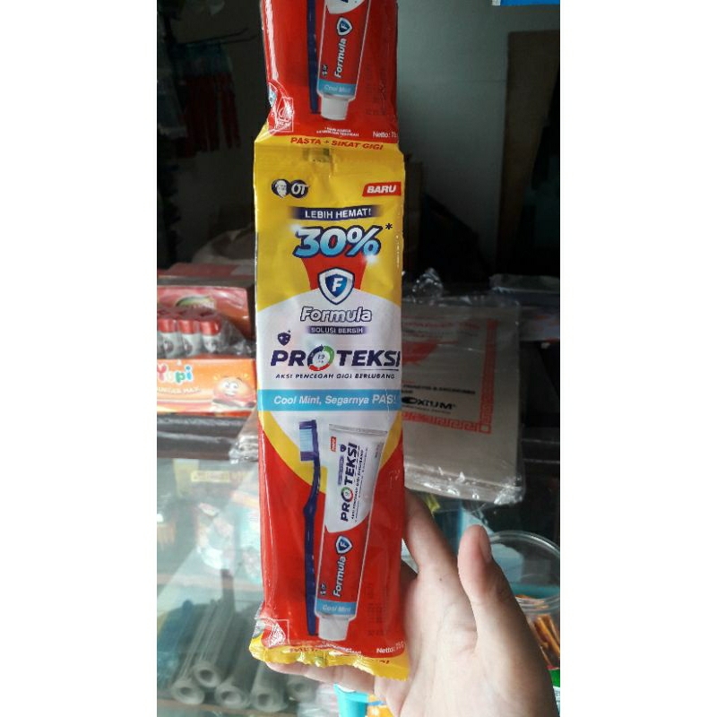 Pasta gigi merk Formula 75 gr