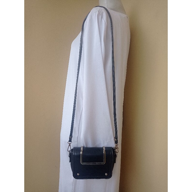 Tas selempang kulit asli tebal preloved/second