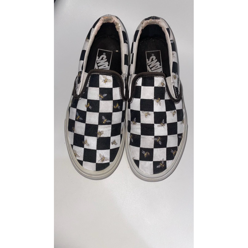 Preloved Vans slip on shoes