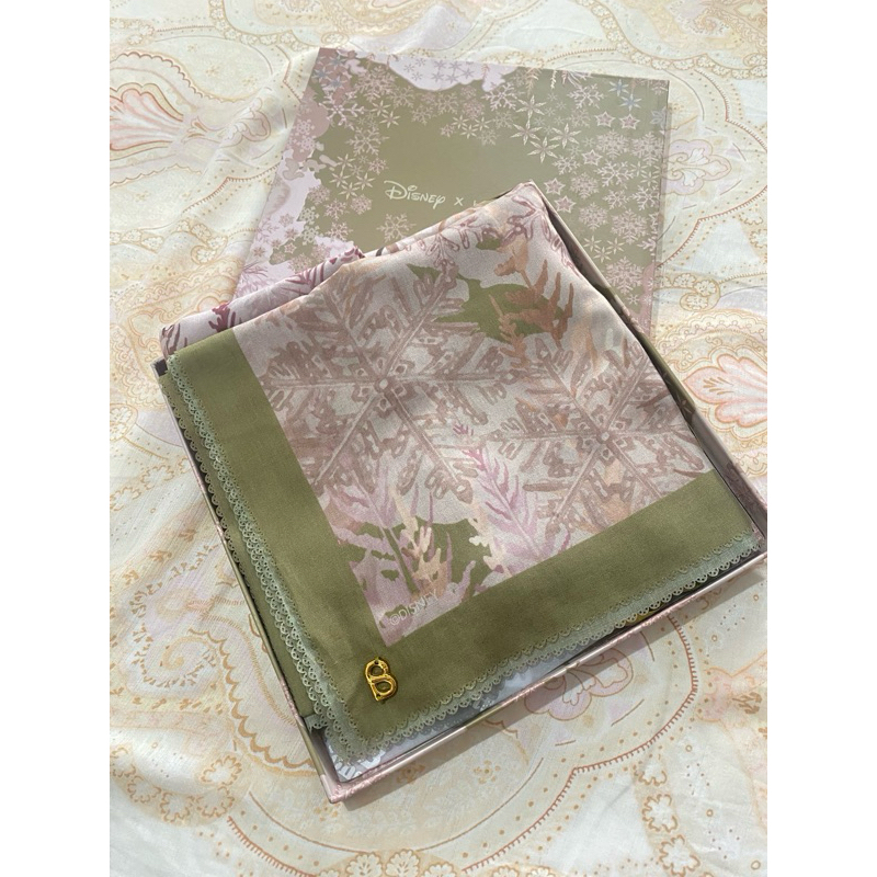 buttonscarves frozen willow