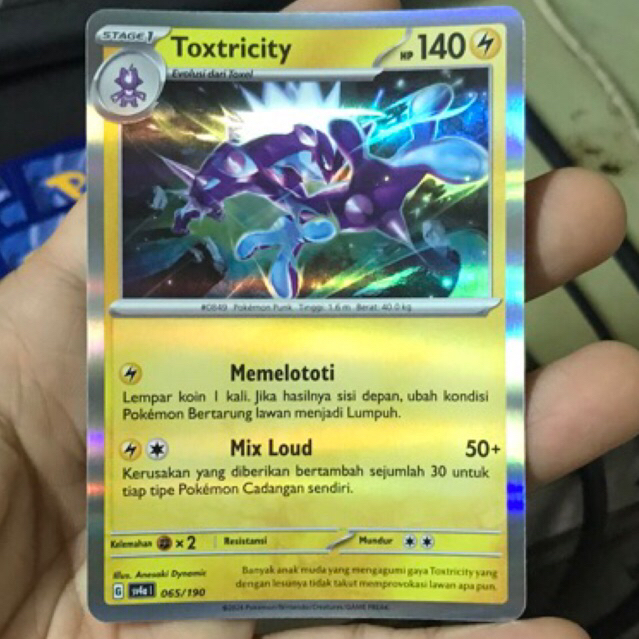 TOXTRICITY KARTU POKEMON HOLO