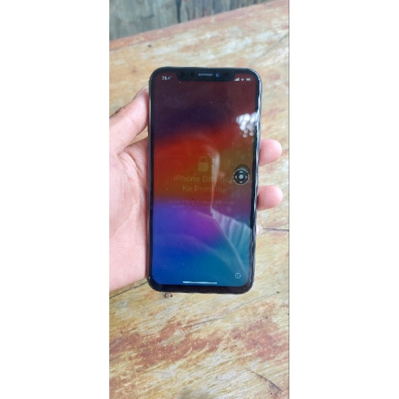 iphone XS 256 GB lock icloud