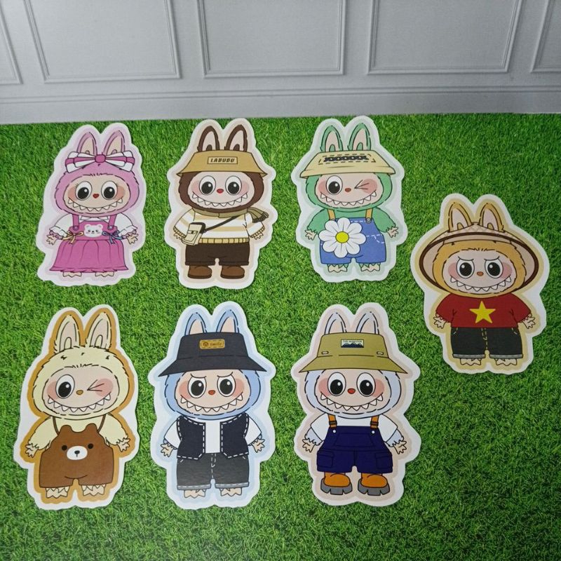 

ISI 5. AMPLOP 3D SERI LABUBU. ANGPAO SERBAGUNA, LEBARAN NATAL IMLEK. BAHAN IVORY GLOSSY 210GSM