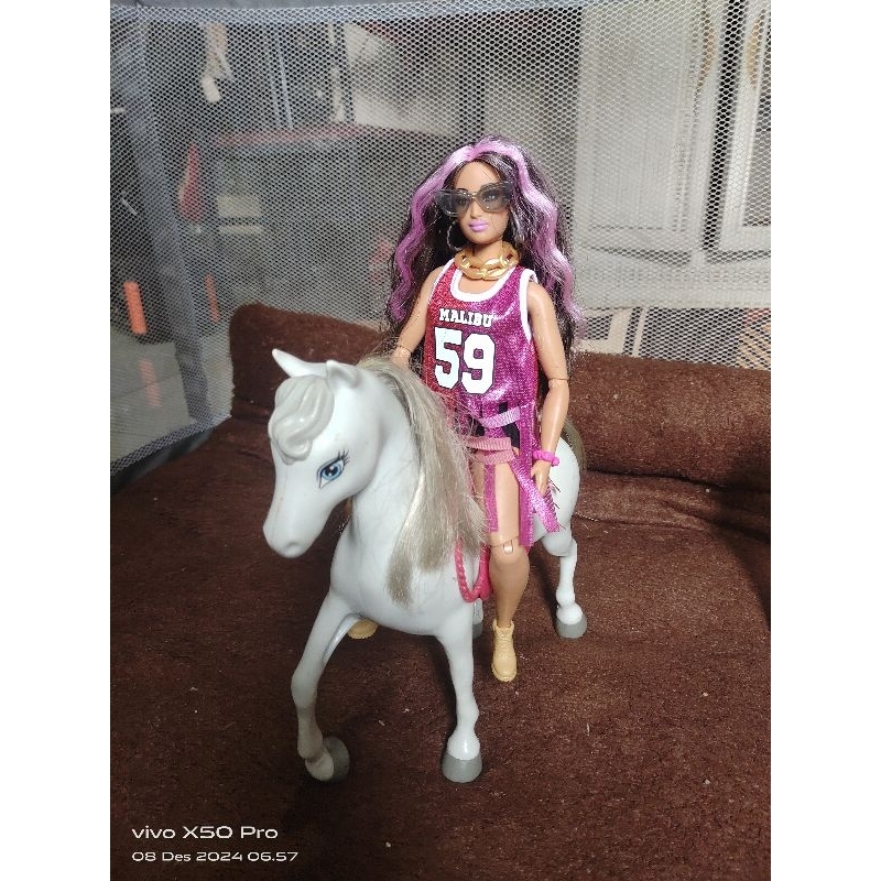 Barbie  + kuda