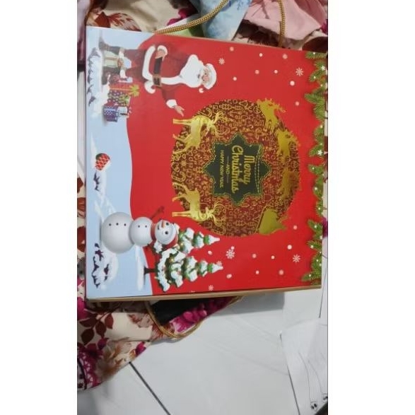 

Hampers Natal Kue Kering Premium isi 4 toples bulat 250gr