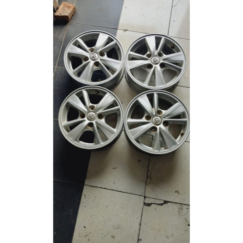 Velg Oem Standart Avanza Veloz Ring 15 Pcd 4x114,3 Toyota