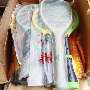 raket nyamuk Kondisi rusak masih segel buat experimen