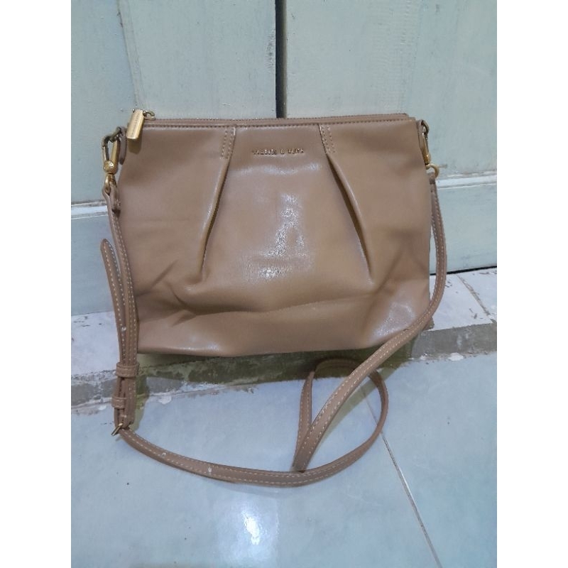 slingbag CHARLES & KEITH branded ori lengkap nomor seri preloved pl second monza bag tas