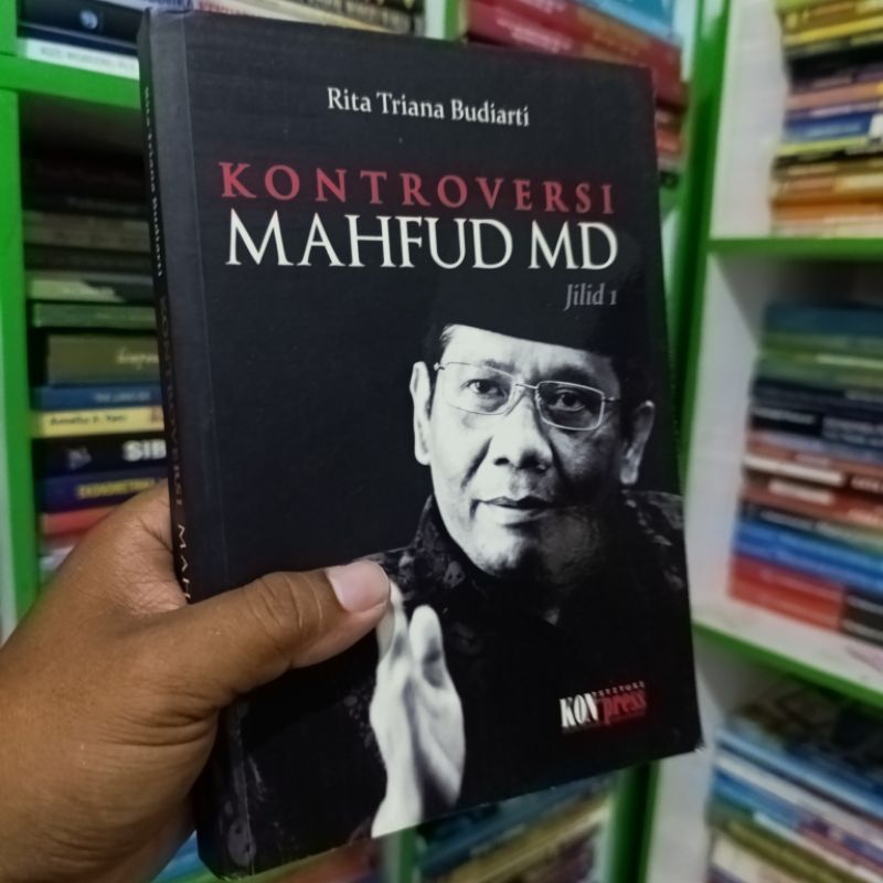 (ORI) buku kontroversi Mahfud MD