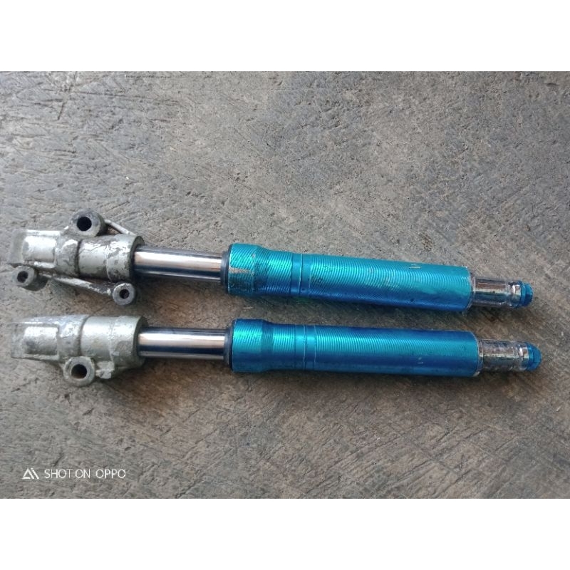 shockbreaker depan upside-down motor bebek