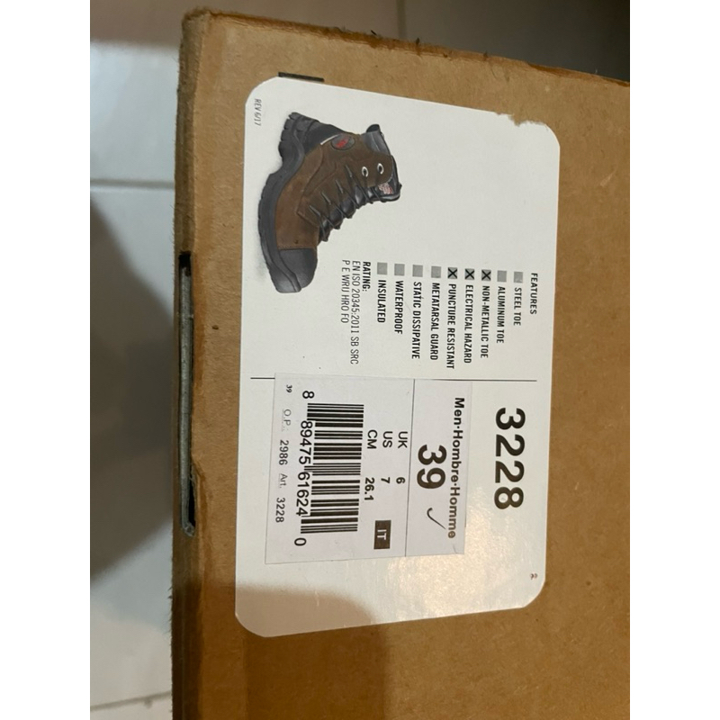 REDWING 3228 brand new