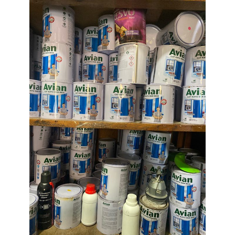 CAT AVIAN KAYU DAN BESI CAT KAPAL 900GR / 450GR