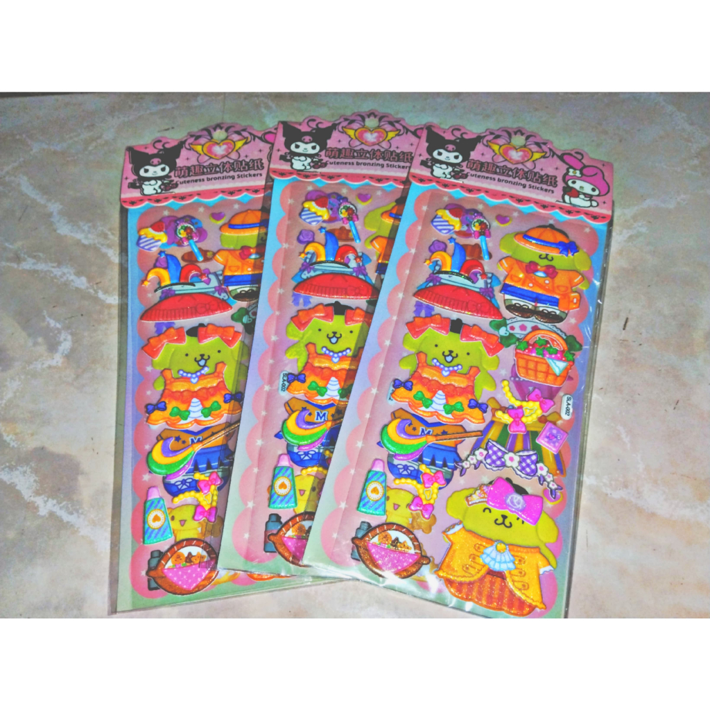 

Sticker Dress Up Timbul Sanrio