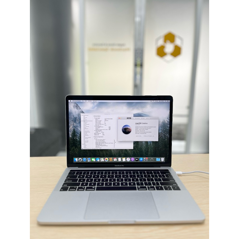 MacBook Pro 2019 16/256