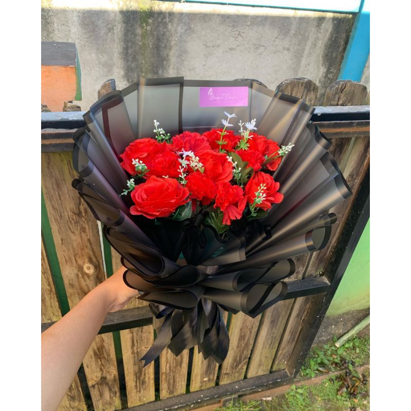 BOUQUET BUNGA PALSU MAWAR MERAH - HITAM BUKET BUNGA