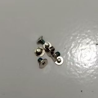 Baut Engsel Laptop Lenovo G40