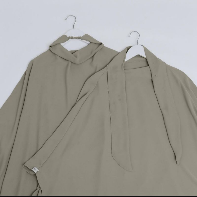 Preloved FK Barkha Long Oval