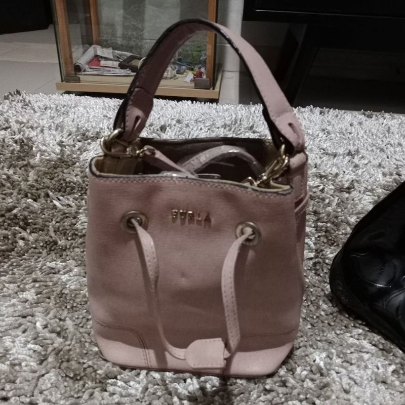 tas furlaa** sling bag mini**preloved