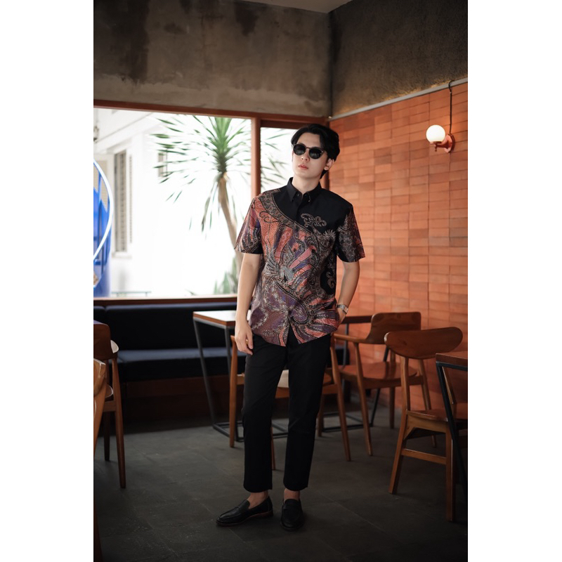 BATIK TULIS BARILIE GEMAHRUPO SS SLIMFIT ATASAN PRIA