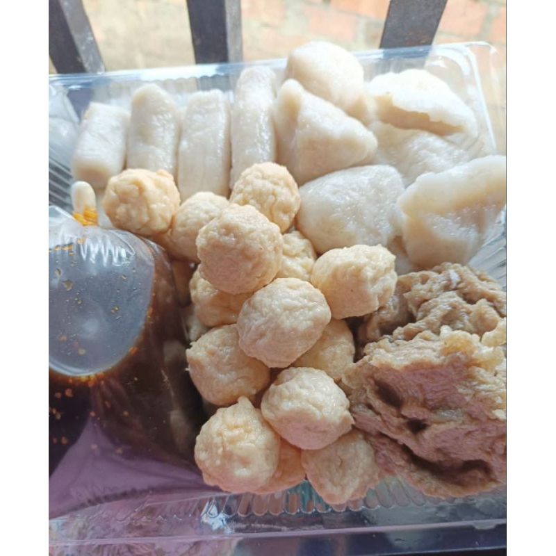 

Pempek palembang ikan tenggiri