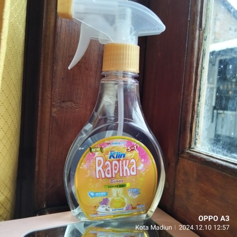 Rapika biang luxury gold botol spray 250ml