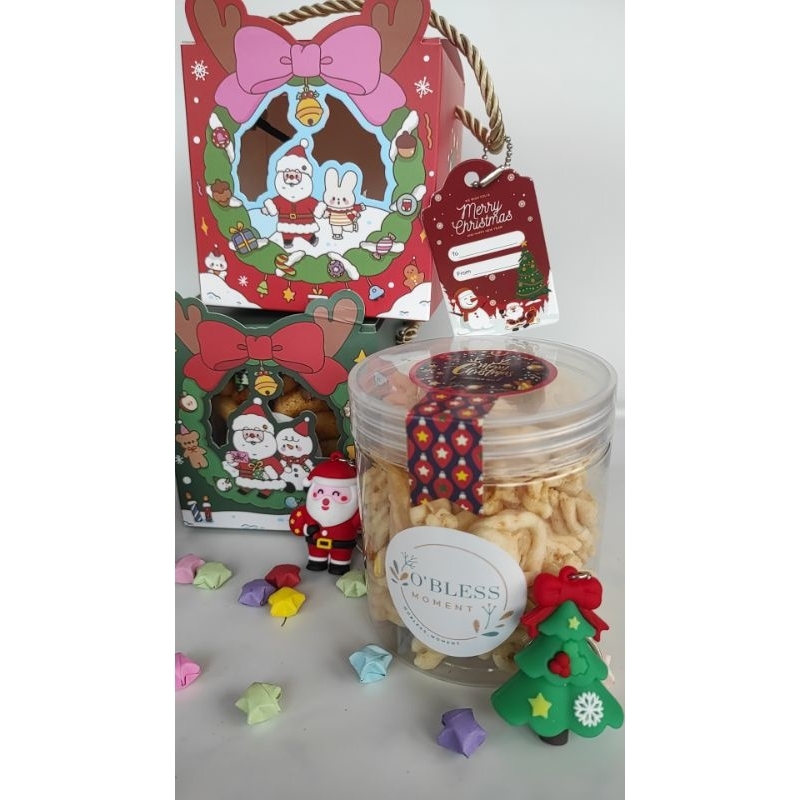 

Mini Hampers Christmas Makaroni Keju