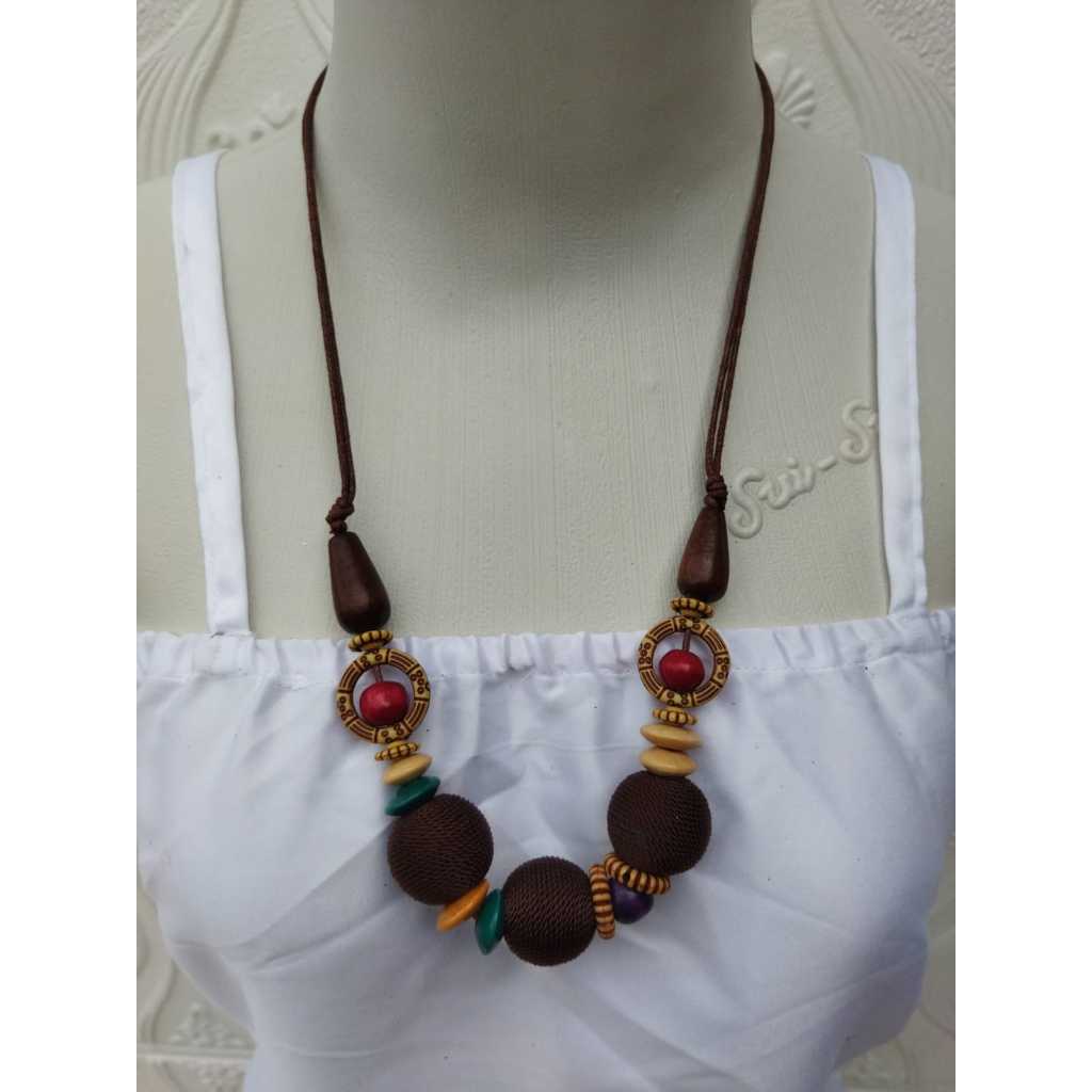 KALUNG ETNIK UNIK TRADISIONAL KAYU Aksesoris CRAFT KAYU MANIK ELEGAN TRADISIONAL kalung fashion hias