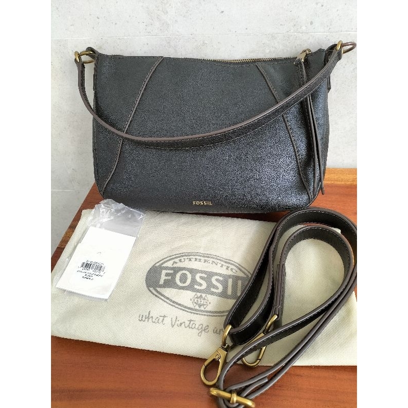 PRELOVED FOSSIL SKYLAR CROSSBODY BLACK SLING SHOULDER BAG LEATHER KULIT HITAM ORIGINAL AUTHENTIC