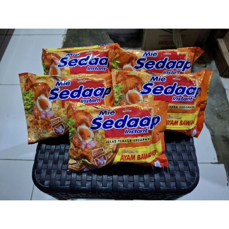 

MIE SEDAP AYAM BAWANG 70gr 5 Pcs