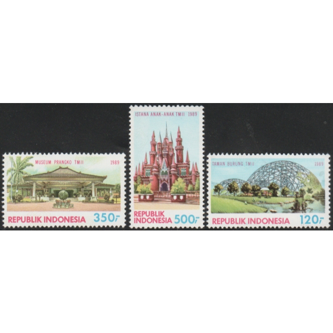 

A 11235 SET LENGKAP PRANGKO INDONESIA TEMA PARIWISATA TAHUN 1989 KONDISI MNH MINT NEVER HINGED