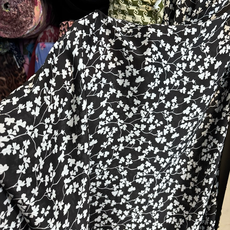 Kain - kain cardenza silk motif bunga kecil - kain yoryu silk motif bunga - kain cardenza premium - 