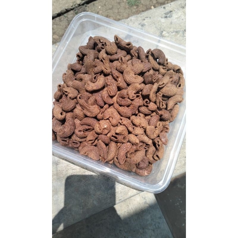 

Makaroni keju 500gram kemasan container