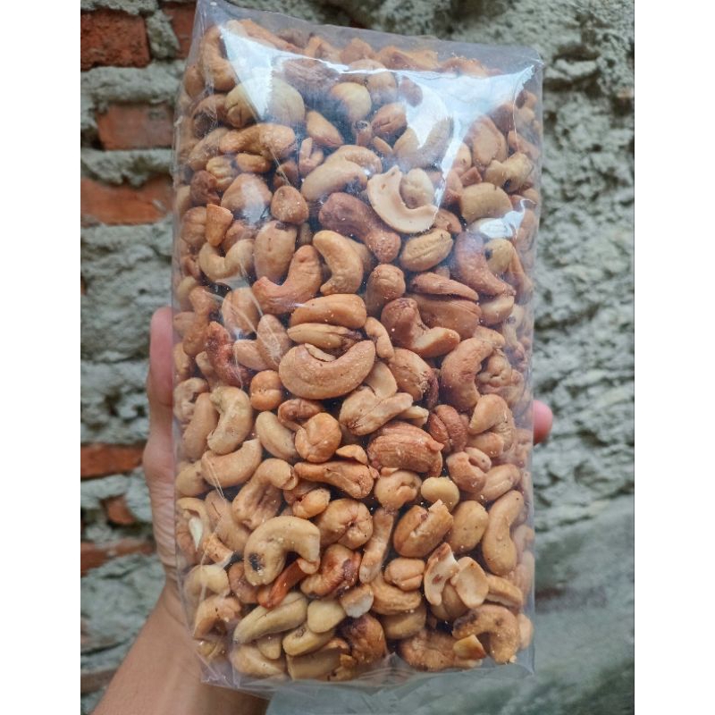 

Kacang mede utuh matang 1 kg