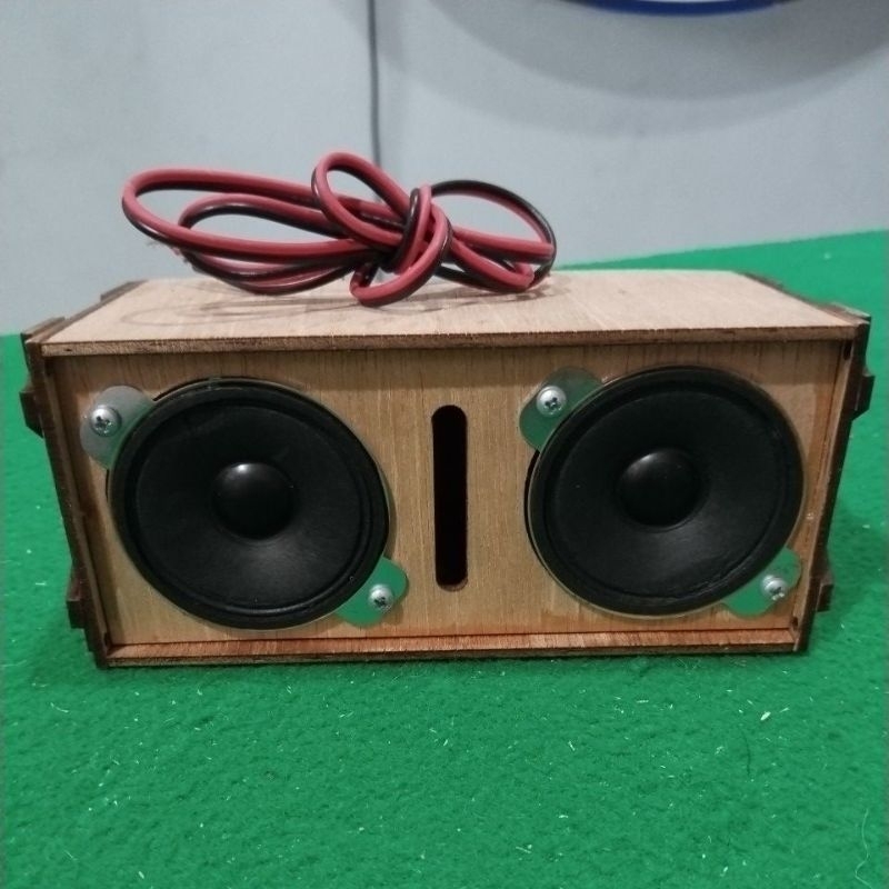 Speaker Miniatur Middle Box B
