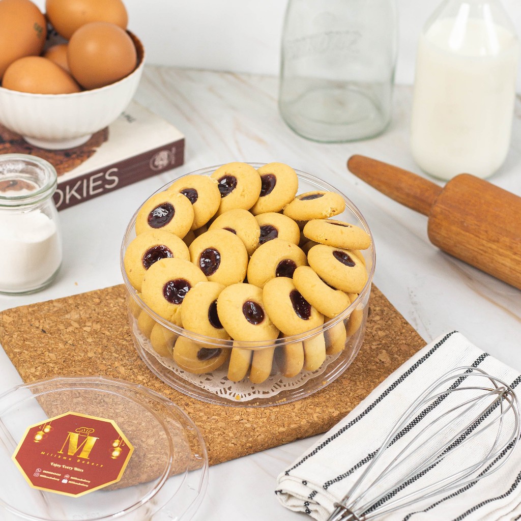 

Kue Thumbprint Blueberry Cookies Premium