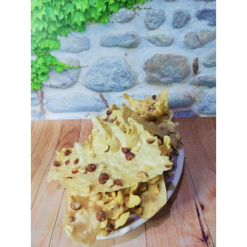 

rempeyek.ema varian kacang tanah