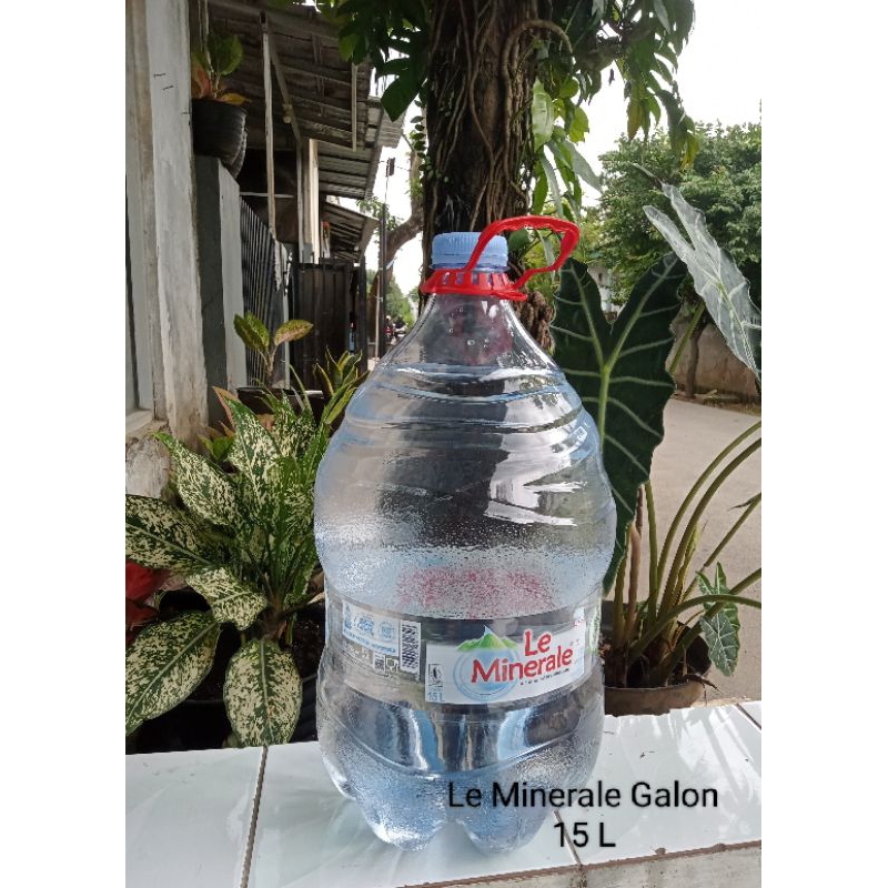 

Air meneral/Le Minerale Galon 15 L