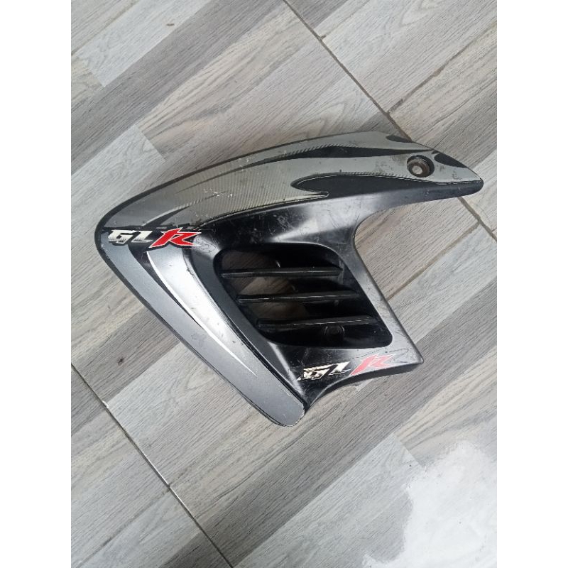 sayap tangki Tiger Revo kiri original second