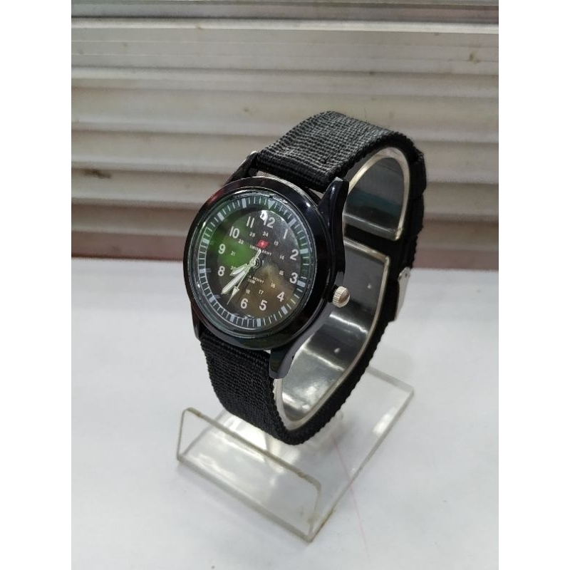 Jam Tangan Cewe Tali Kain Katun