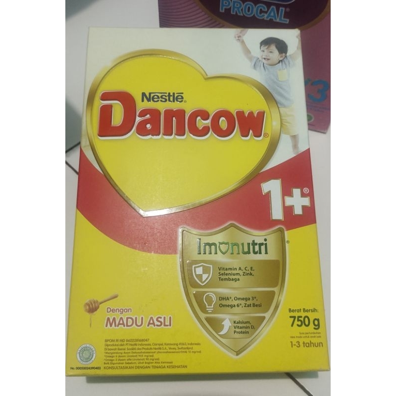 

Nestle DANCOW 1+ 1-3 tahun kemasan 750g rasa MADU SUFOR susu khusus