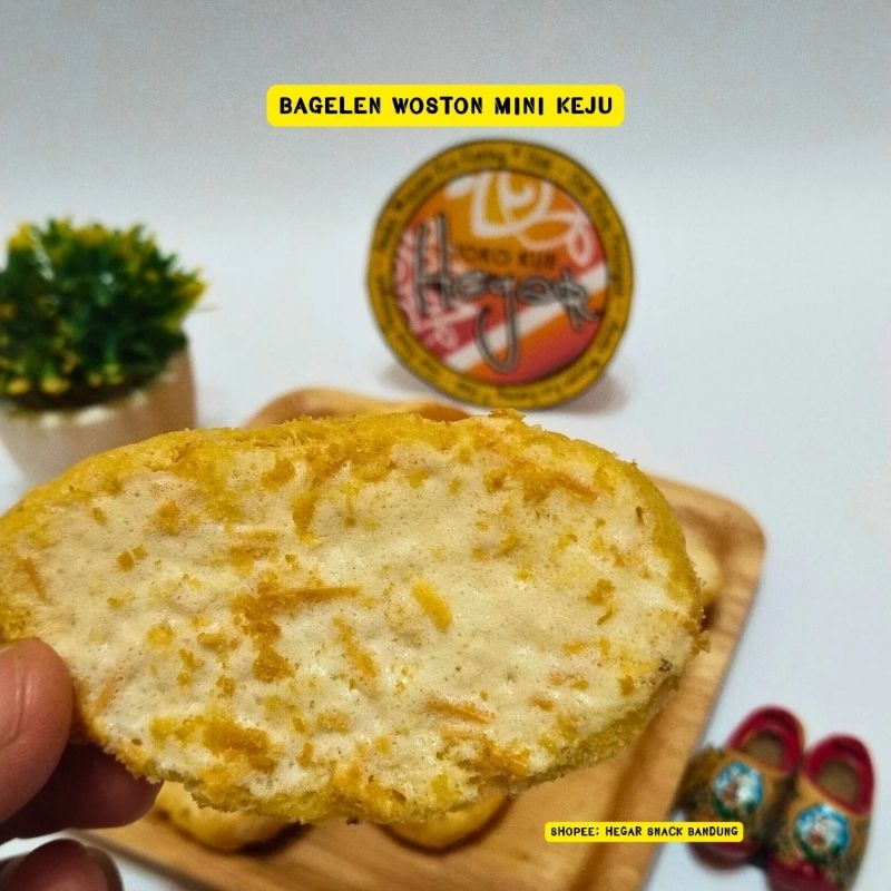 

BAGELEN WOSTON KEJU / ROTI KERING KEJU