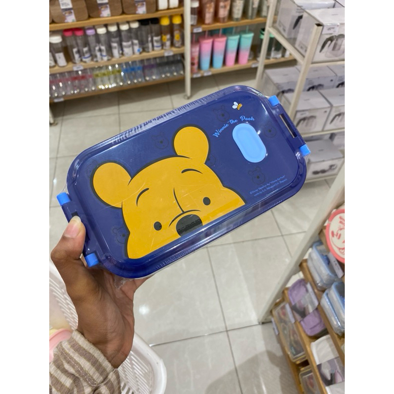 Miniso x Winnie the pooh lunch box 1600ml / bentobox 1,6L / kotak makan anak / kotak bekal anak seko