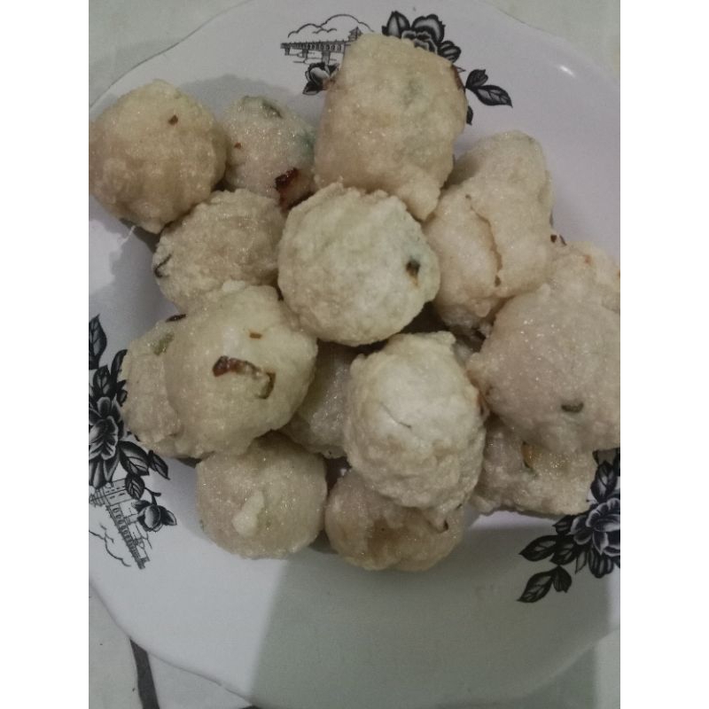 

pempek adaan