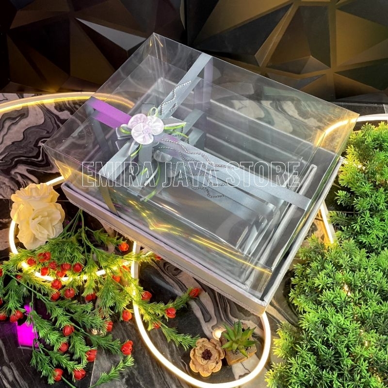 

Box hantaran kotak kado pernikahan Full mika isi 4 Rustic Berliant kekinian
