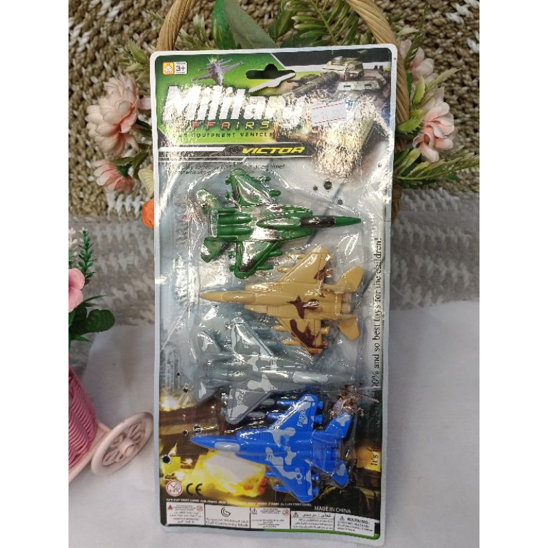 Mainan Pesawat Militery